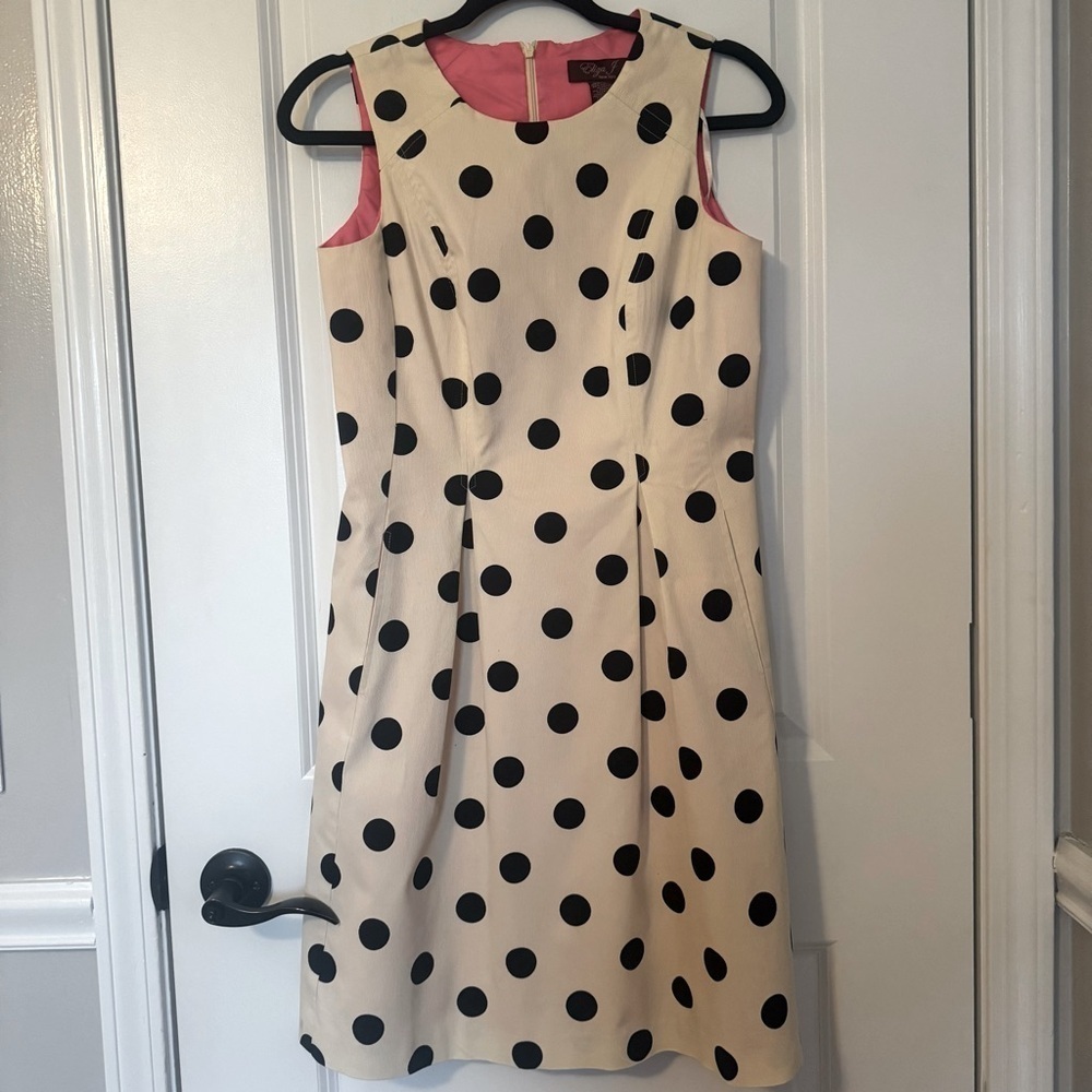 Eliza J Black and Cream Polka Dot Sleeveless Sheath Dress Size 4 Petite